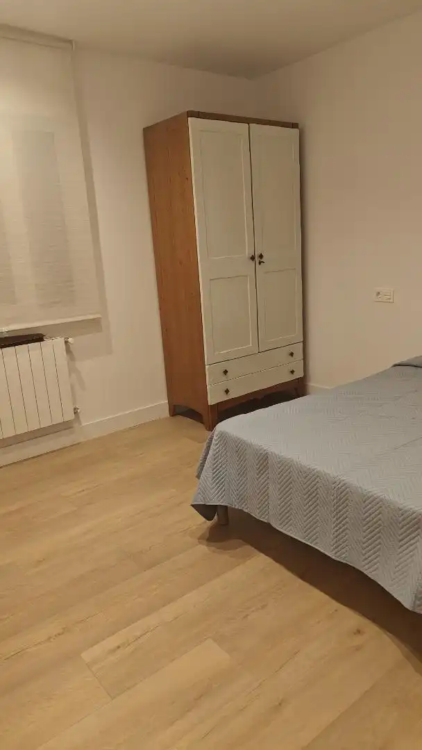 Habitación de Piso para compartir en Getxo  con Calefacción y Amueblado