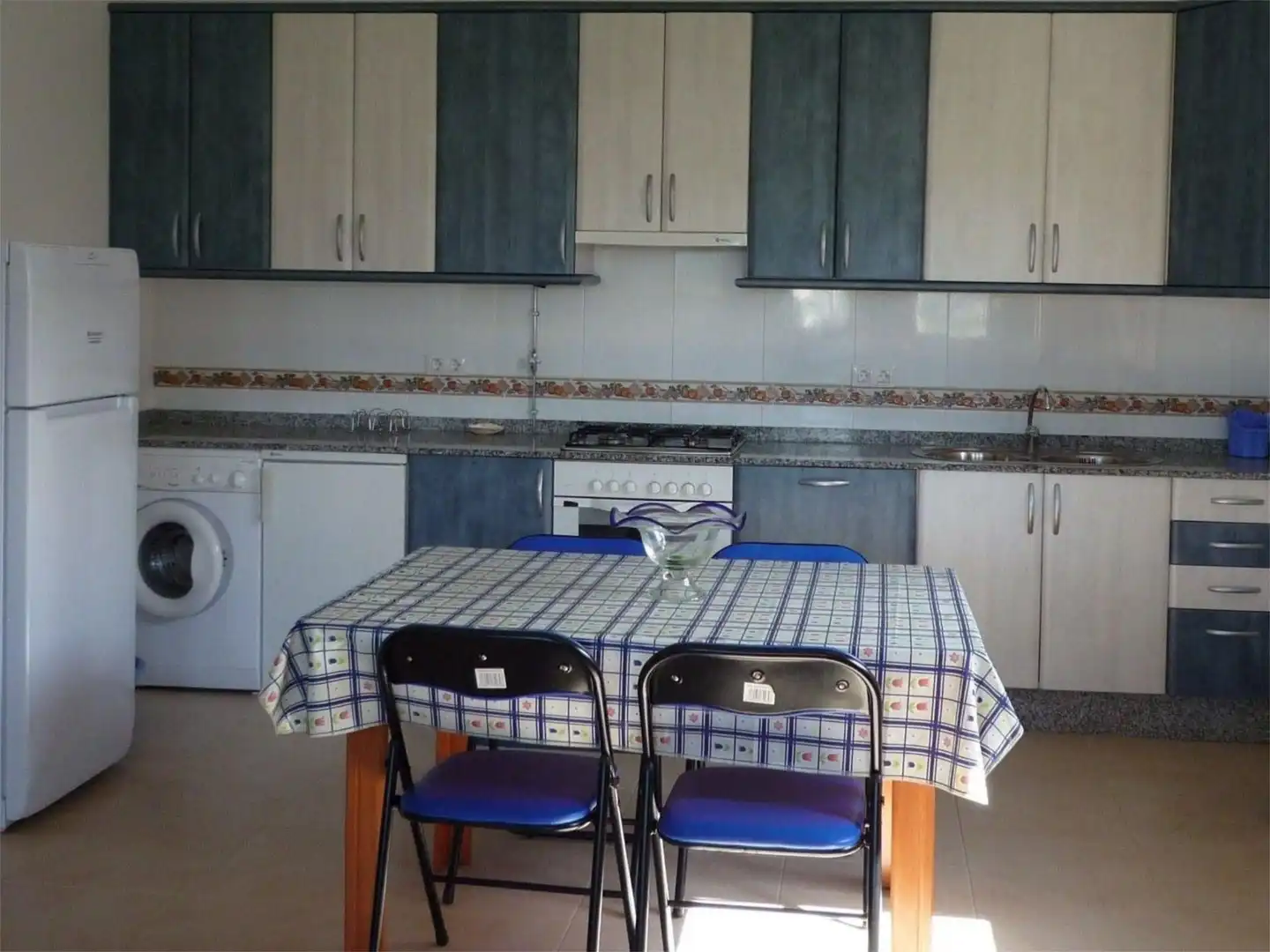 Kitchen of Flat for rent in Barreiros  with Private garden, Terrace and Furnished