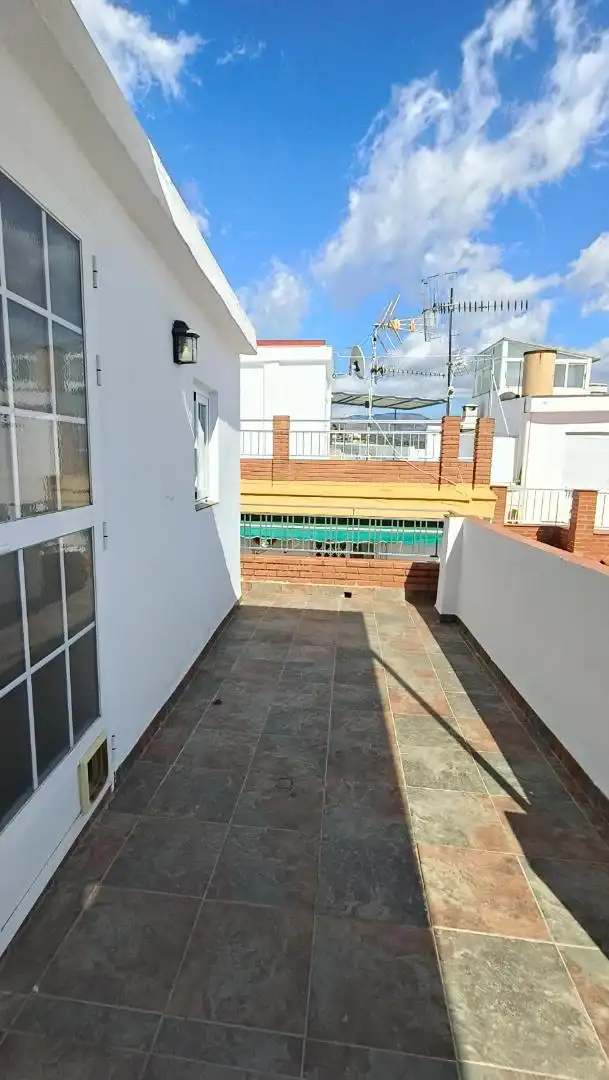 Terrasse von Einfamilien-Reihenhaus zum Verkauf in Molvízar mit Klimaanlage und Terrasse