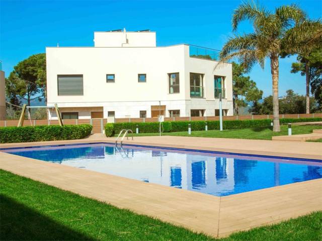 Casa-chalet en Venta en Avinguda Sa Boadella, 29 en Santa Clotilde