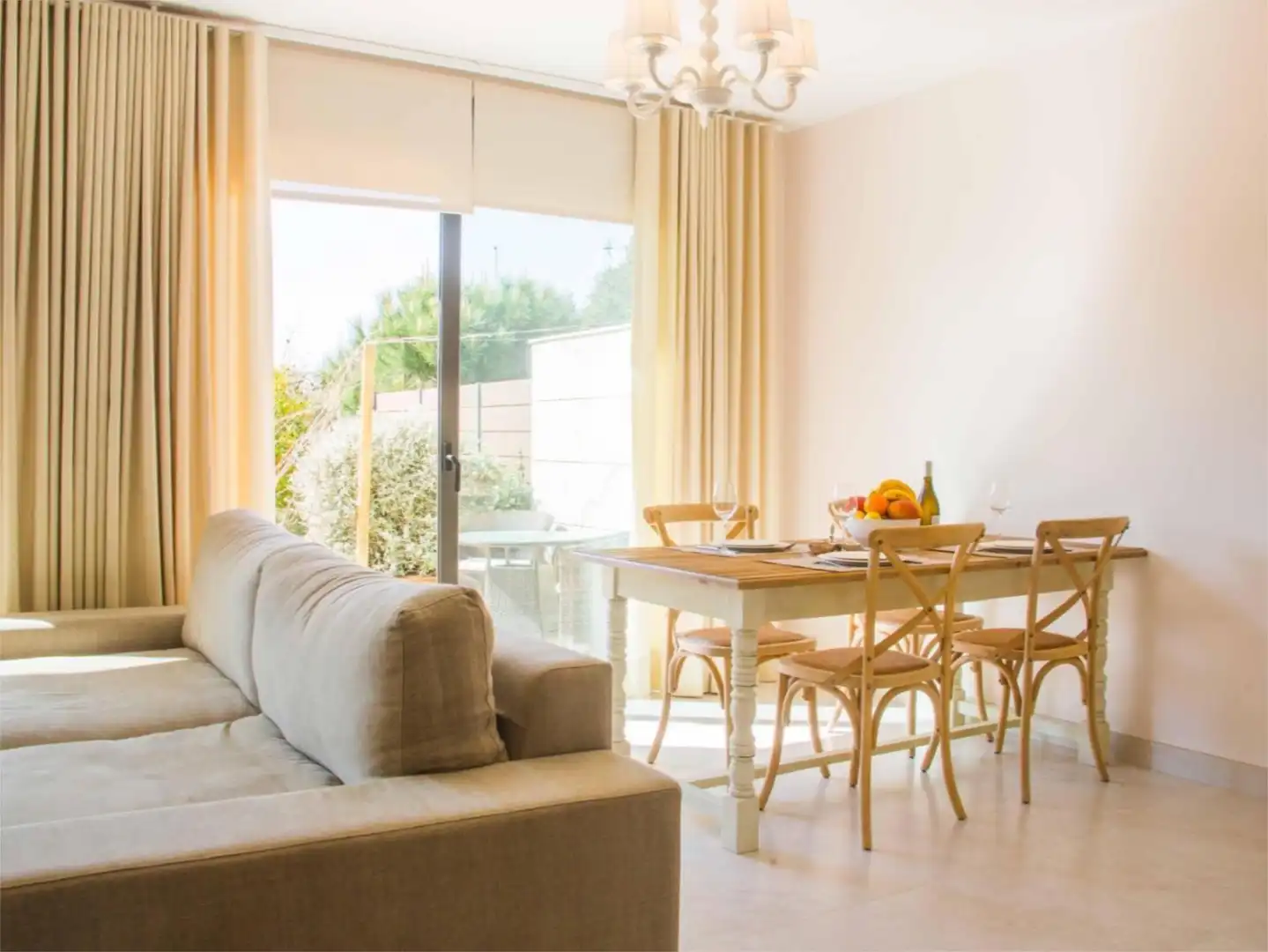 Casa o chalet en venta en Avinguda Sa Boadella, 29, Santa Clotilde Comedor de Casa o chalet en venta en Lloret de Mar con Aire acondicionado, Terraza y Piscina