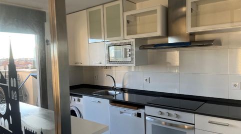 Foto 4 de Piso de alquiler en Calle Miguel Cordero del Campillo, 9, San Mamés - La Palomera, León Capital