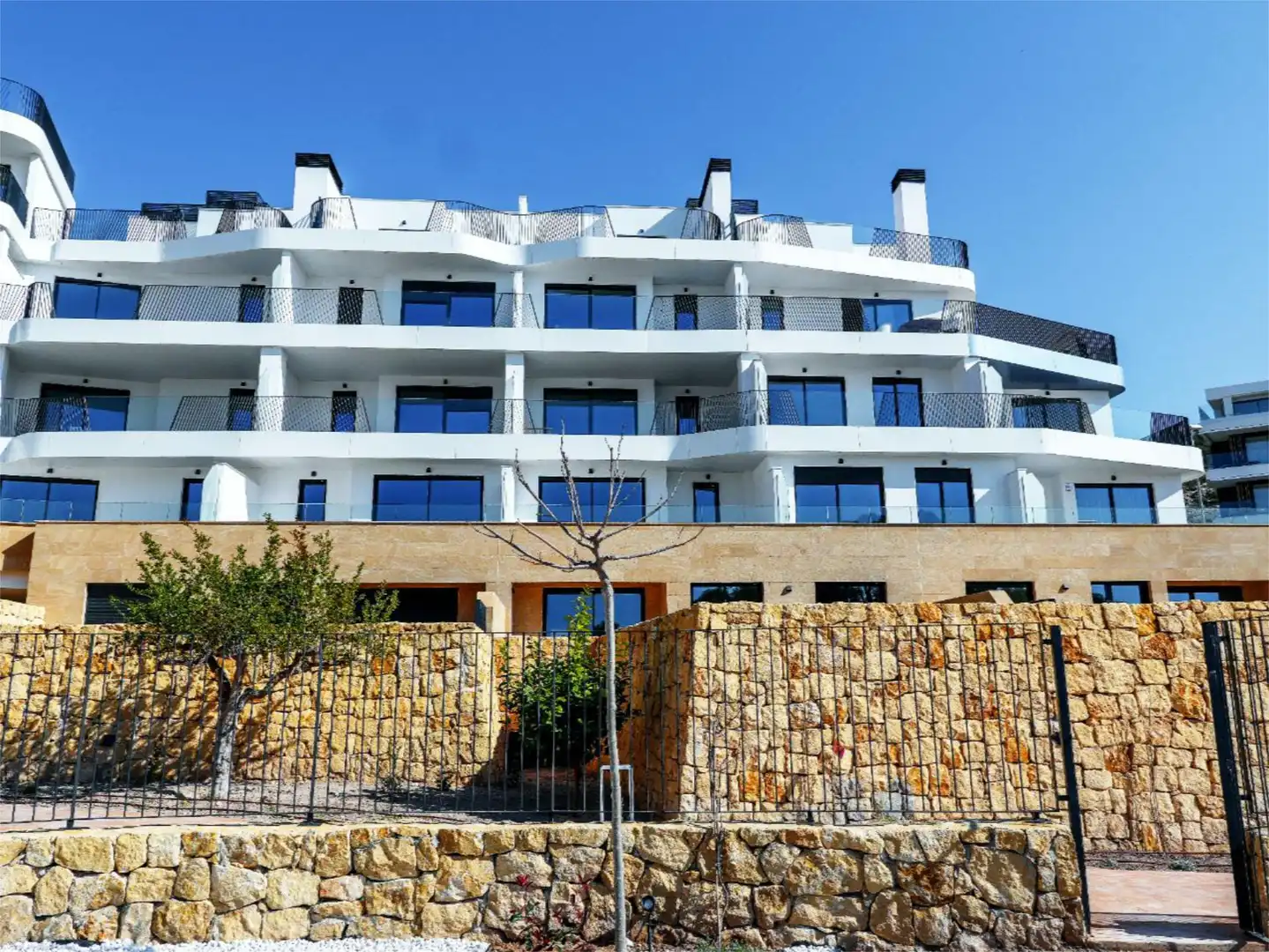 Flat for sale in Polígono Almadraba Pp 13, 8, Platja de Vila Joiosa Exterior view of Flat for sale in Villajoyosa / La Vila Joiosa with Terrace, Swimming Pool and Balcony