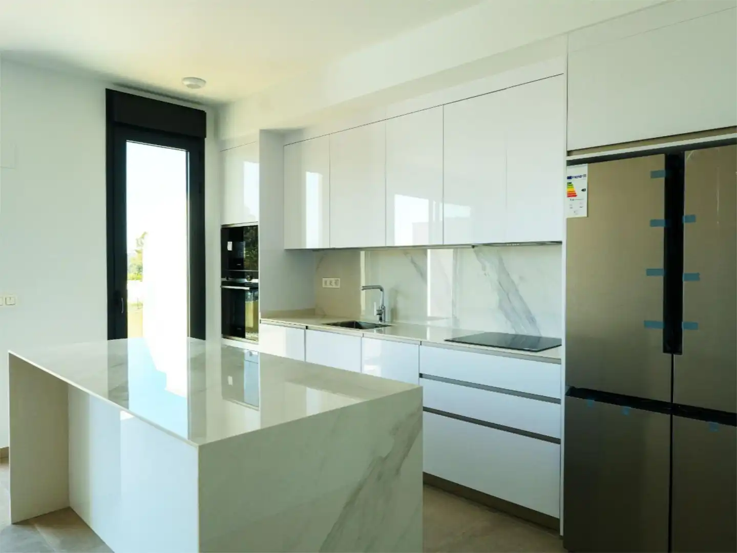 Flat for sale in Polígono Almadraba Pp 13, 8, Platja de Vila Joiosa Kitchen of Flat for sale in Villajoyosa / La Vila Joiosa with Terrace, Swimming Pool and Balcony