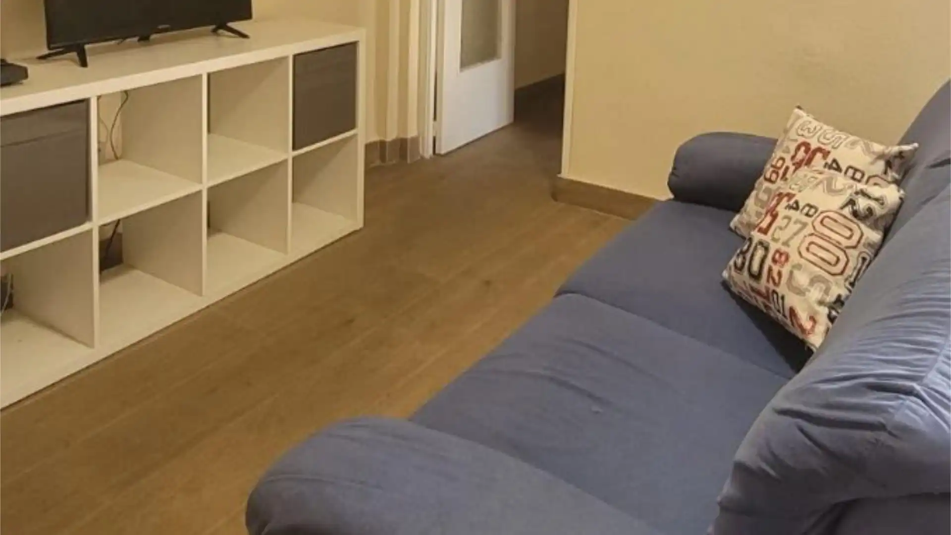 Sala de estar de Piso en venta en San Vicente del Raspeig / Sant Vicent del Raspeig con Aire acondicionado, Calefacción y Amueblado