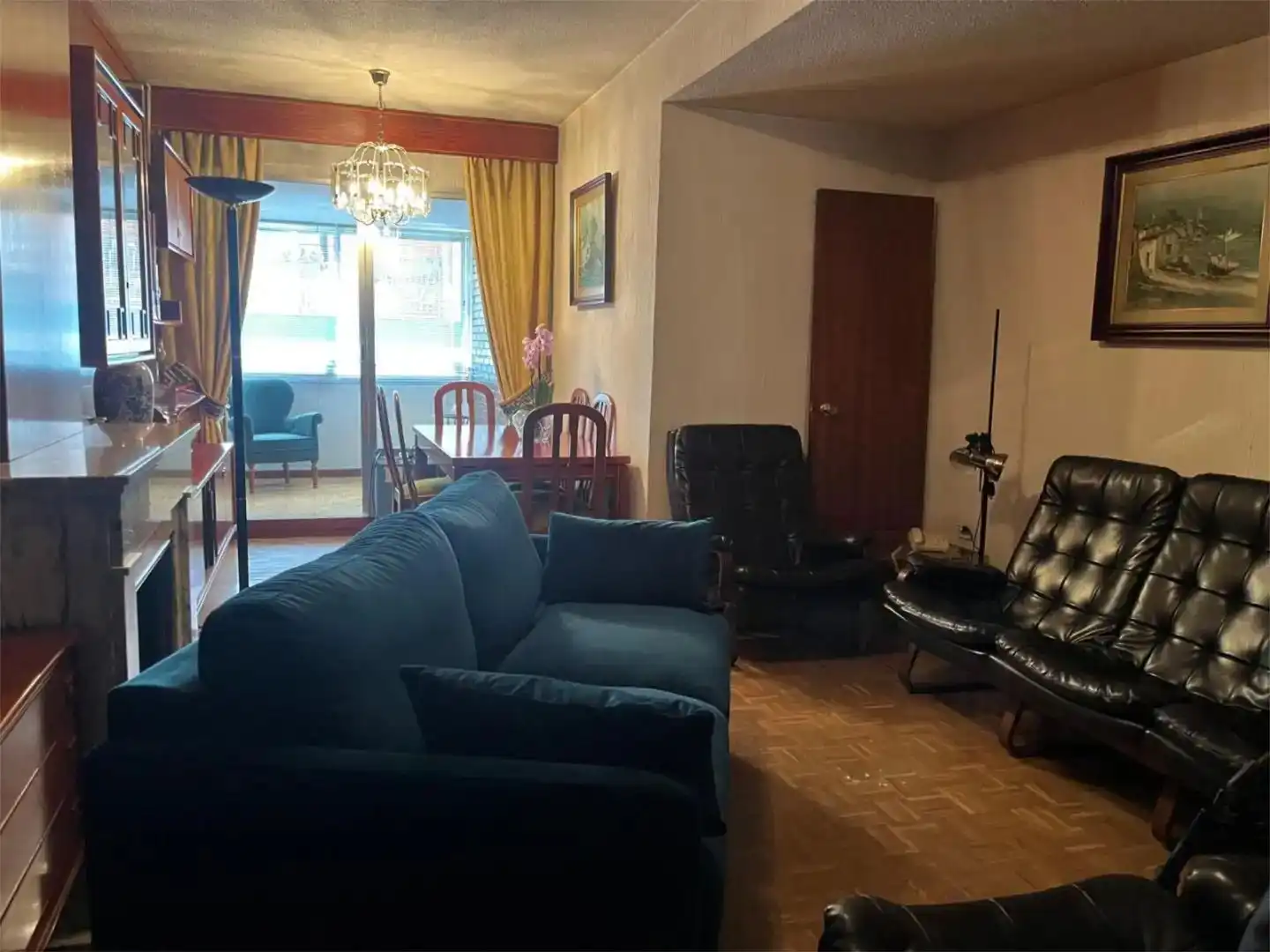 Pis en venda a Calle de Abtao, 29, Pacífico Sala d'estar de Pis en venda en Madrid Capital amb Aire condicionat i Terrassa