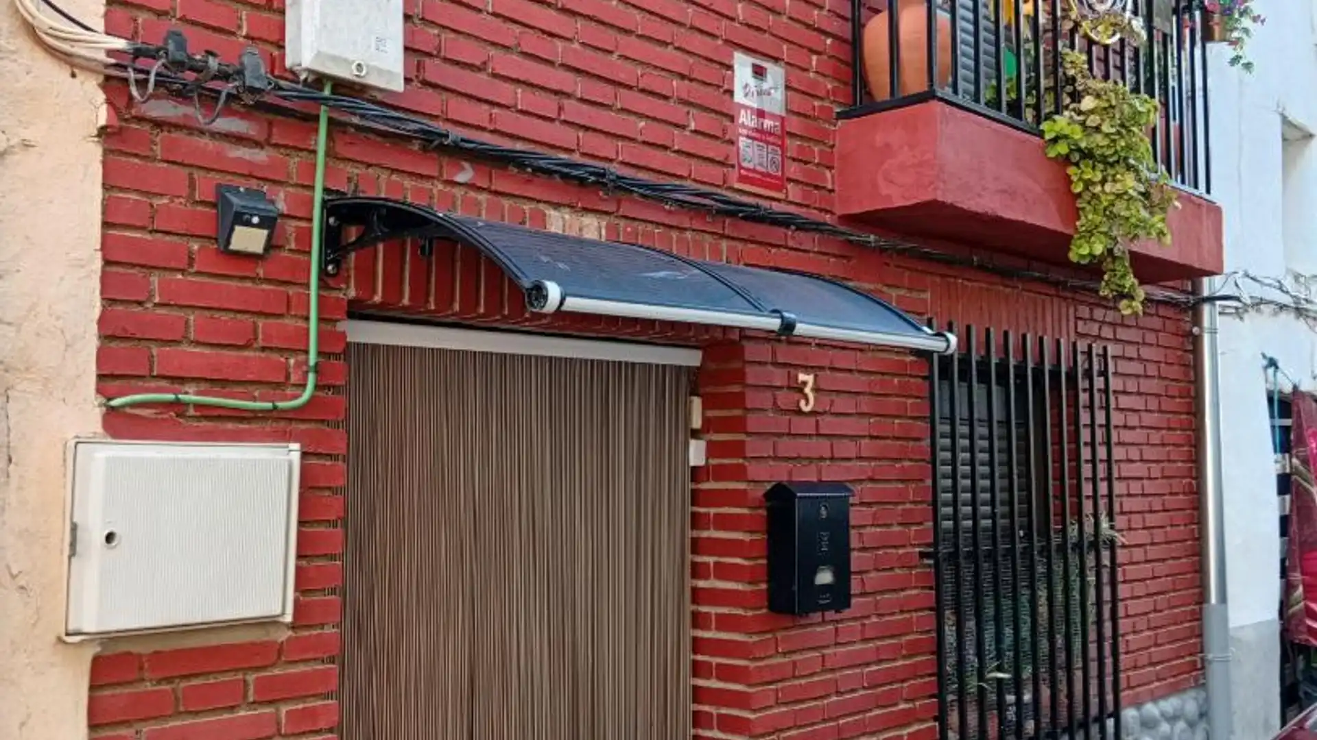 Vista exterior de Casa adosada en venda en La Estrella