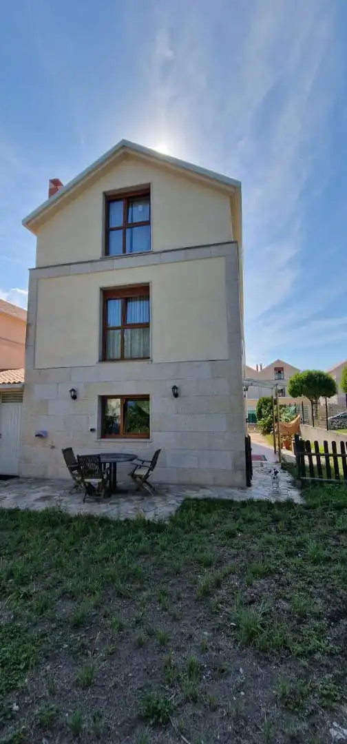 Casa o chalet en venta en Rua Da Roseira, 19, O Pereiro de Aguiar Vista exterior de Casa o chalet en venta en O Pereiro de Aguiar con Terraza y Balcón