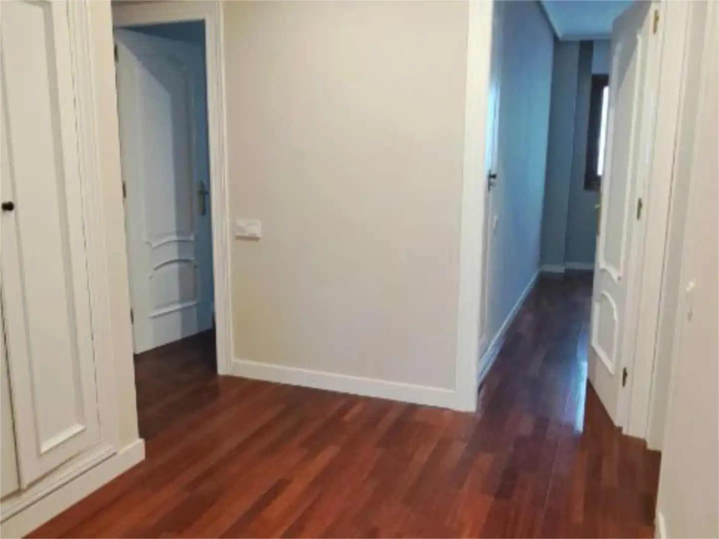 Piso en venta en Avenida de la Constitución, Barrio del Centro Piso en venta en Gijón con Calefacción, Parquet y Terraza