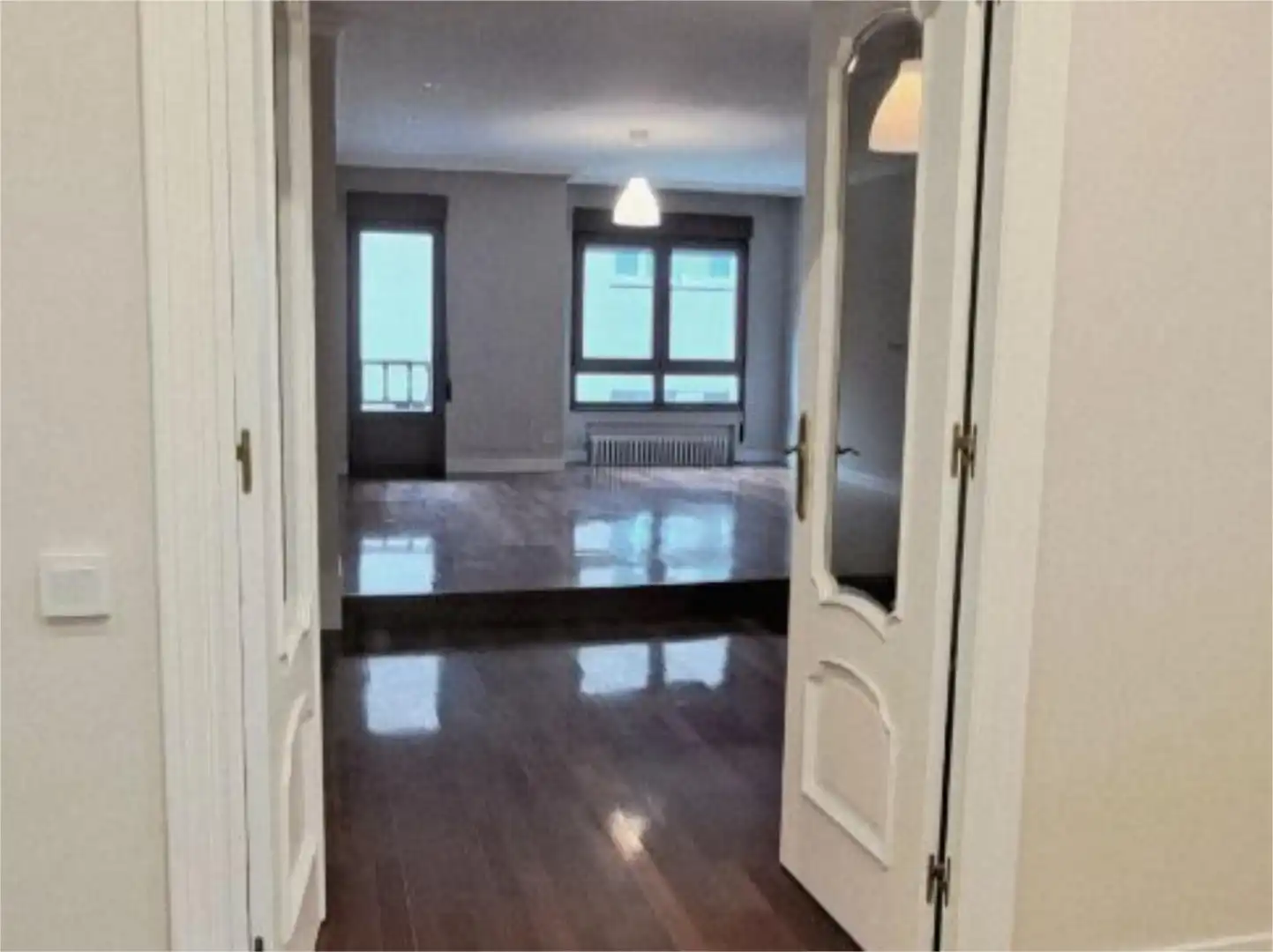Piso en venta en Avenida de la Constitución, Barrio del Centro Piso en venta en Gijón con Calefacción, Parquet y Terraza