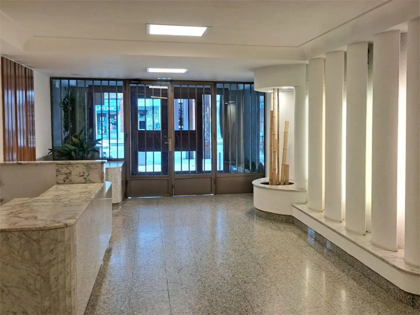 Piso en venta en Avenida de la Constitución, Barrio del Centro Piso en venta en Gijón con Calefacción, Parquet y Terraza