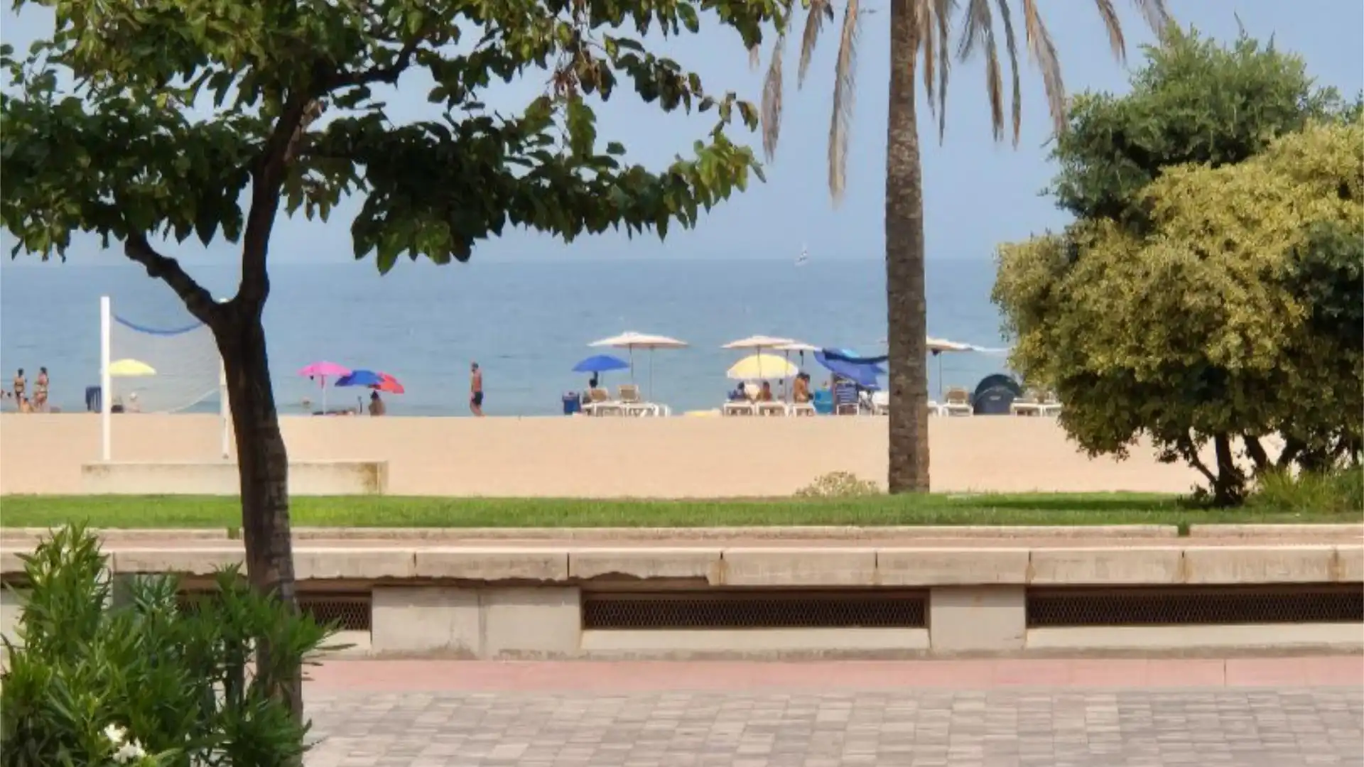 Vista exterior de Piso en venta en Gandia con Aire acondicionado y Terraza