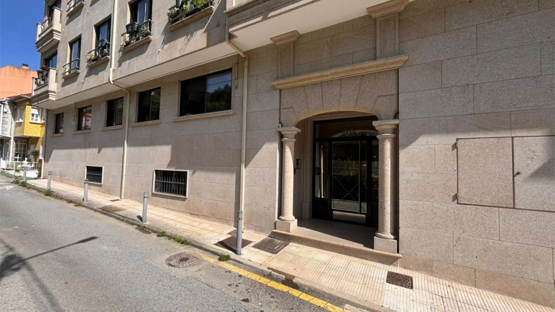 Exterior view of Flat for sale in Poio  with Terrace, Furnished and Video intercom