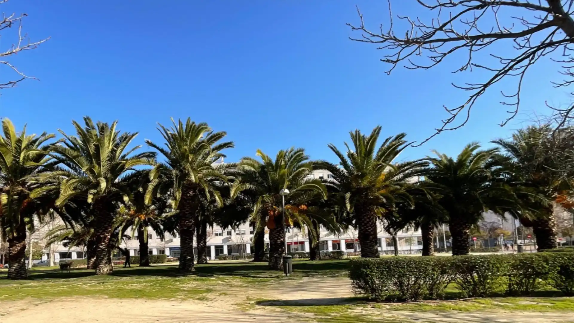 Pis en venda a Valdebernardo - Valderribas Vista exterior de Pis en venda en Madrid Capital amb Calefacció, Aparcament comunitari i Videoporter