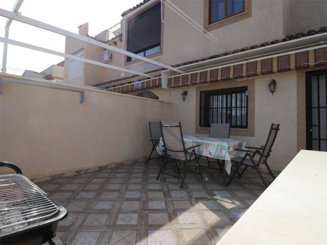 Piso en Alquiler en Calle Atenas, 8B en El Moncayo - El Pòrtic