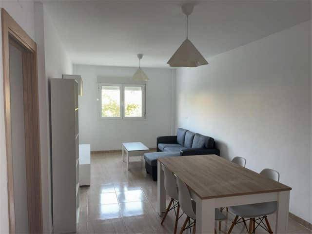 Apartamento en Alquiler en Purchena