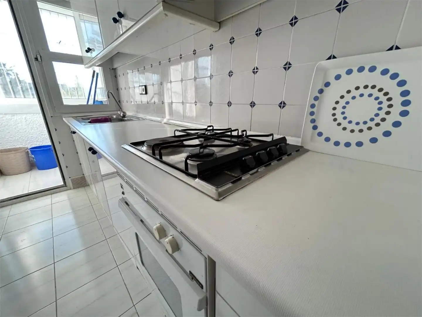 Wohnung zum Verkauf in Urbanizacion Catania, 1, Tomás Maestre Küche von Wohnung zum Verkauf in La Manga del Mar Menor mit Klimaanlage, Heizung und Privatgarten