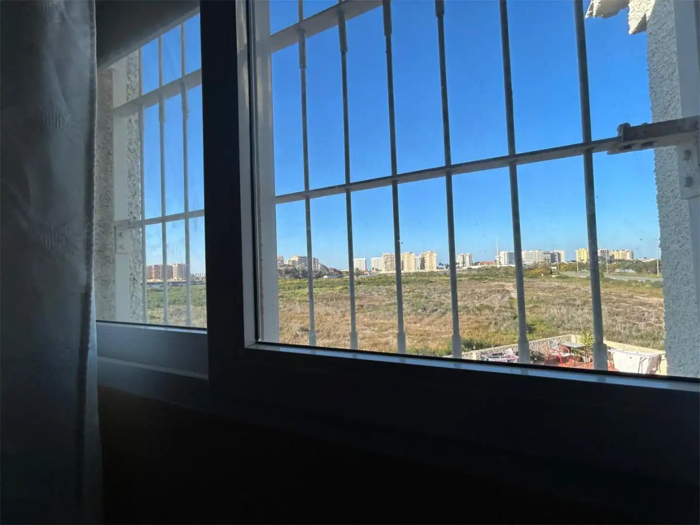 Wohnung zum Verkauf in Urbanizacion Catania, 1, Tomás Maestre Schlafzimmer von Wohnung zum Verkauf in La Manga del Mar Menor mit Klimaanlage, Heizung und Privatgarten