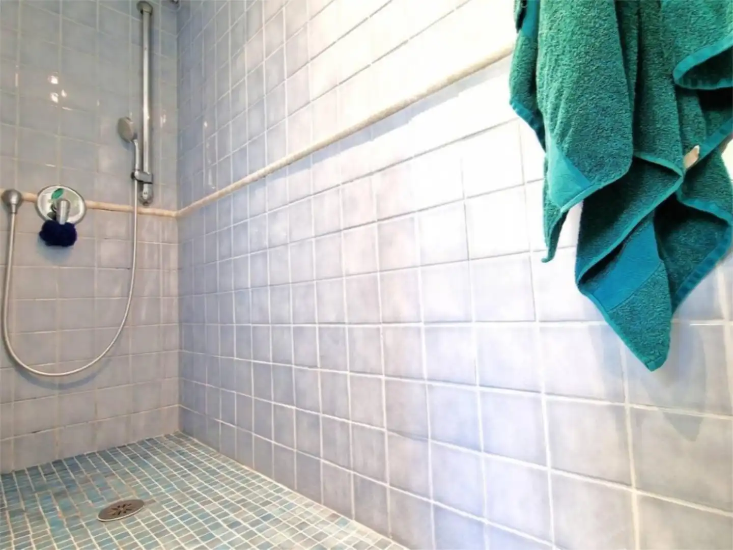 Bany de Casa o xalet de lloguer en Gandia amb Aire condicionat, Calefacció i Jardí privat