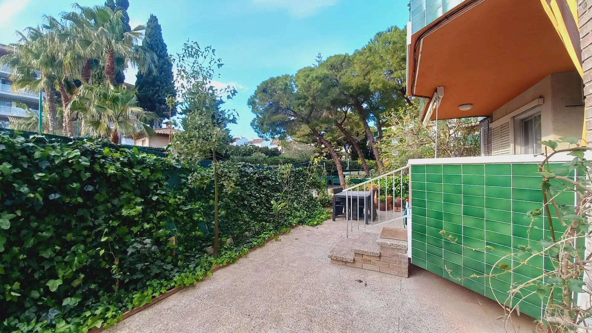 Garden of Flat for sale in Roda de Berà  with Air Conditioner, Heating and Private garden