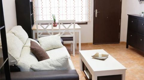 Foto 2 de Piso en venta en Calle Lope de Vega, 79, Arenal - La Pólvora, Dos Hermanas