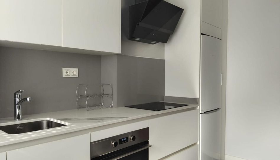 Piso en venta en Calle San Fernando, 72, Cuatro Caminos, Santander - imagen 1 Foto 1 de Piso en venta en Calle San Fernando, 72, Cuatro Caminos, Santander