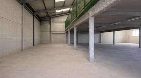 Foto 3 von Fabrikhallen zur Miete in Centro Ciudad, Manises