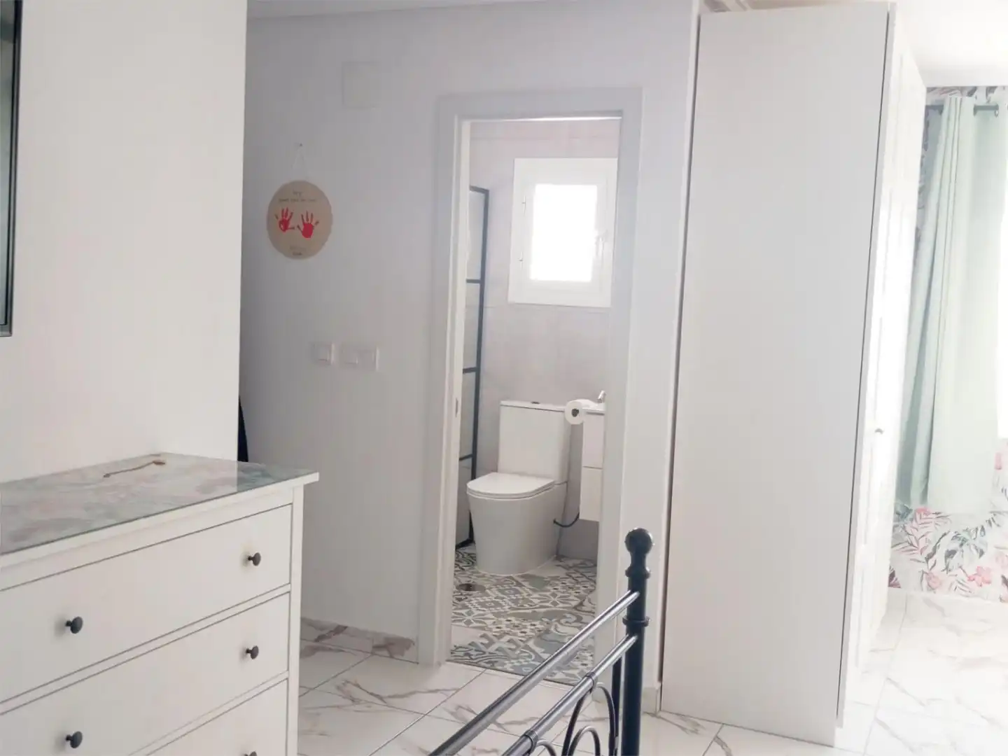 Piso en venta en Calle Ajedreas, 90, Mazarrón Casco Urbano Baño de Piso en venta en Mazarrón con Aire acondicionado, Calefacción y Jardín privado