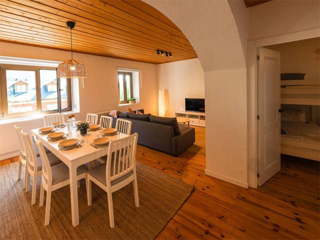 Piso en Venta en Calle de las Cortes de Aragón, 10 en Canfranc