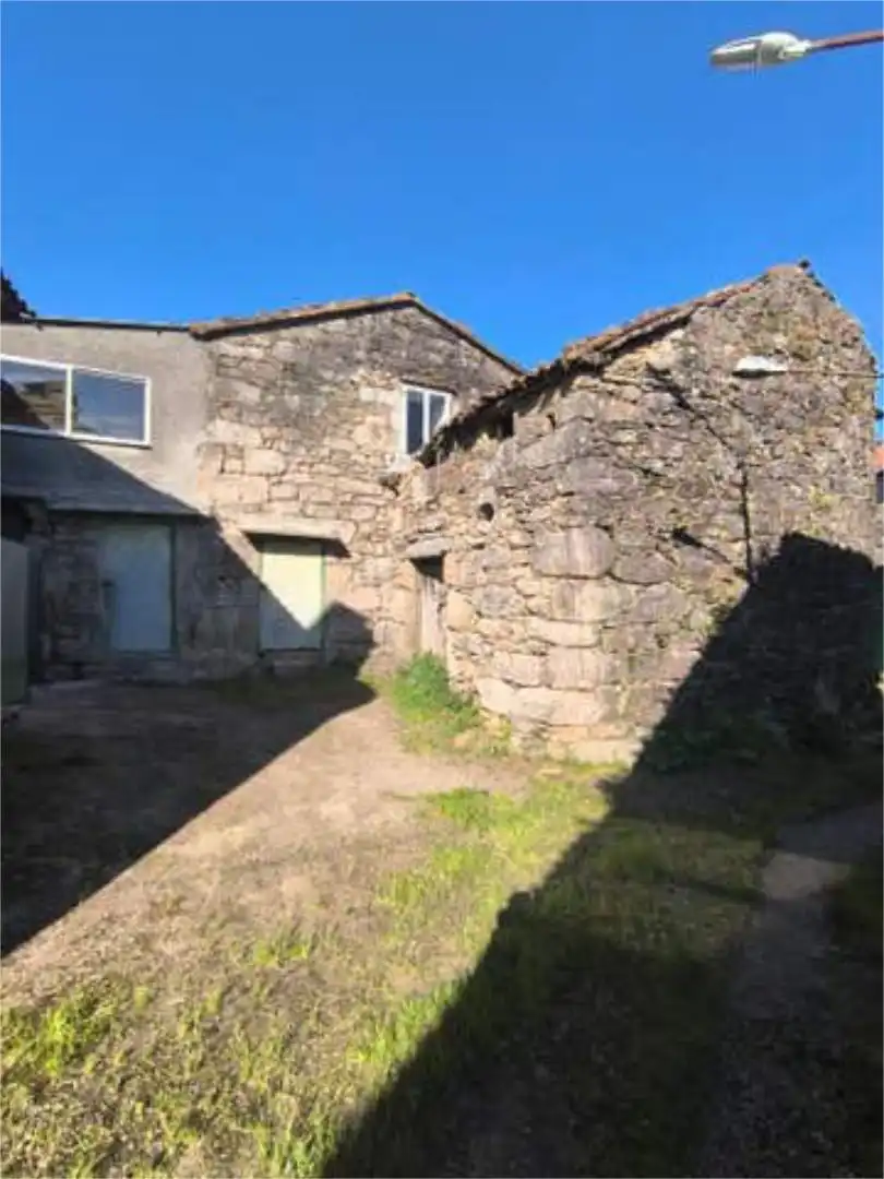 Vista exterior de Casa o xalet en venda en Cuntis amb Terrassa