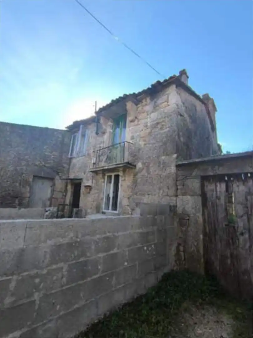 Vista exterior de Casa o xalet en venda en Cuntis amb Terrassa
