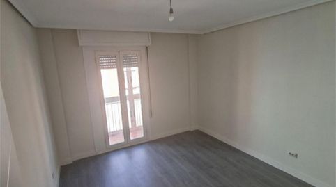 Foto 3 von Wohnung zum Verkauf in Calle Neptuno, 12, La Victoria - Puente Jardín, Valladolid Capital