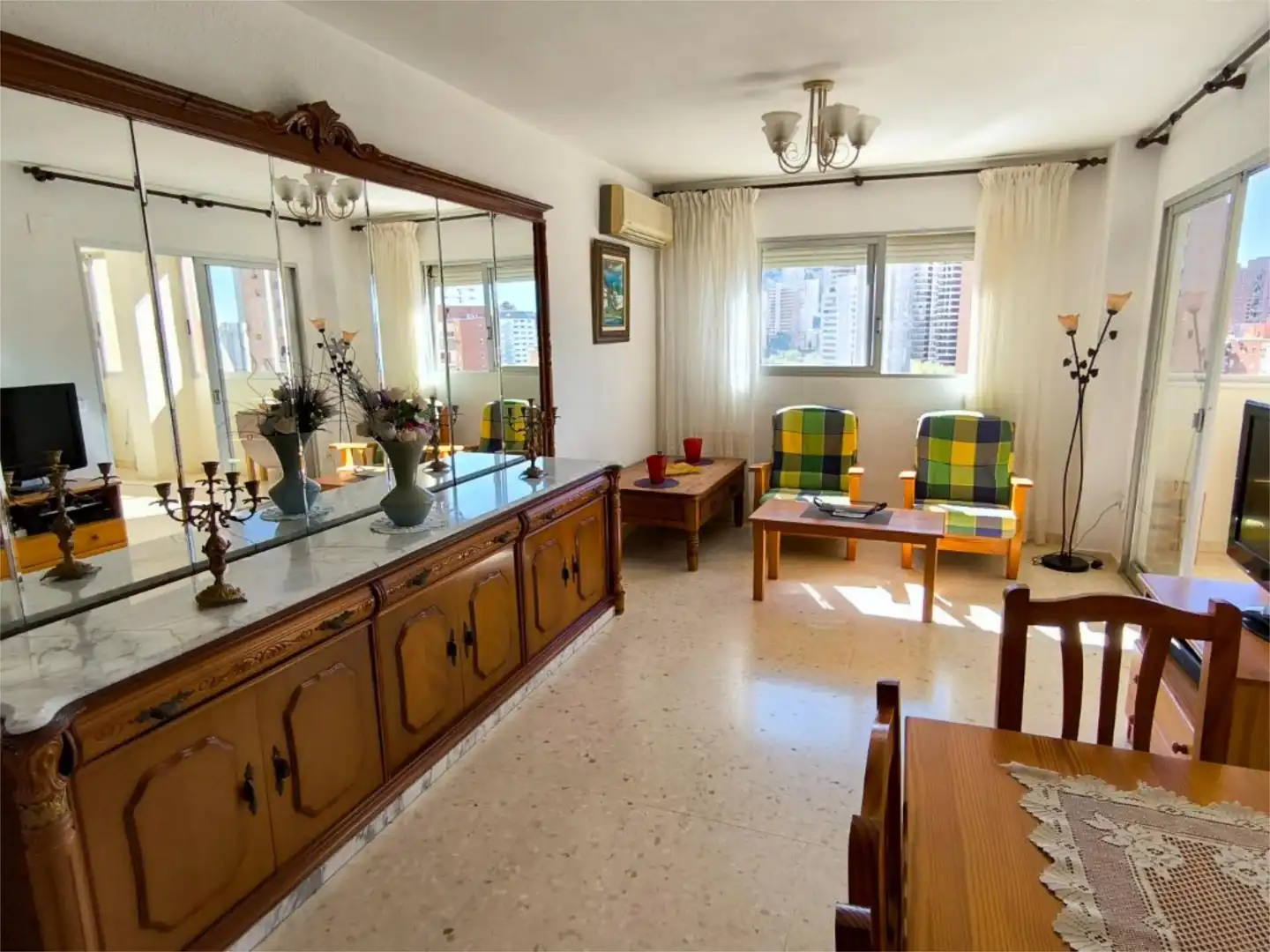 Living room of Flat for sale in Benidorm  with Air Conditioner, Terrace and Swimming Pool