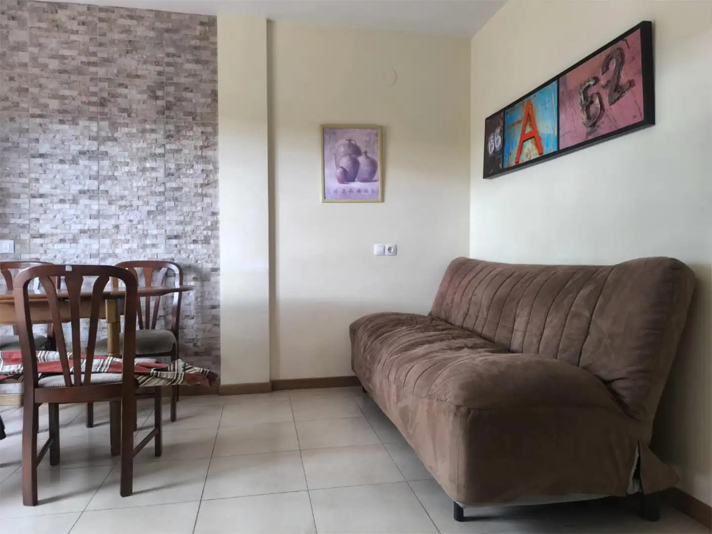 Dúplex en venta en Calle Los Manantiales, 3, Castañares de Rioja Sala de estar de Dúplex en venta en Castañares de Rioja