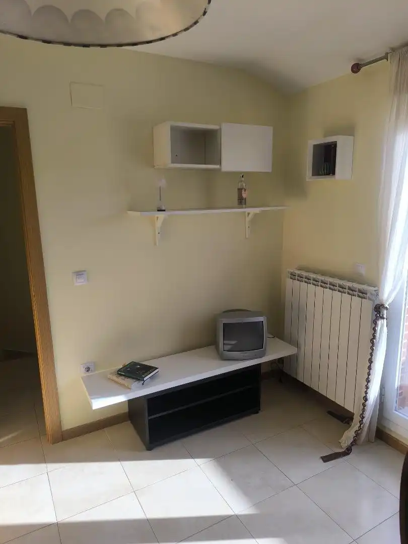 Dúplex en venta en Calle Los Manantiales, 3, Castañares de Rioja Sala de estar de Dúplex en venta en Castañares de Rioja