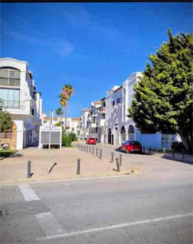 Local comercial en Alquiler en Playa de Granada