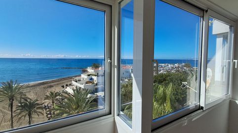 Foto 3 de Piso de alquiler en Avenida Duque de Ahumada, 5-11, Playa Bajadilla - Puertos, Marbella