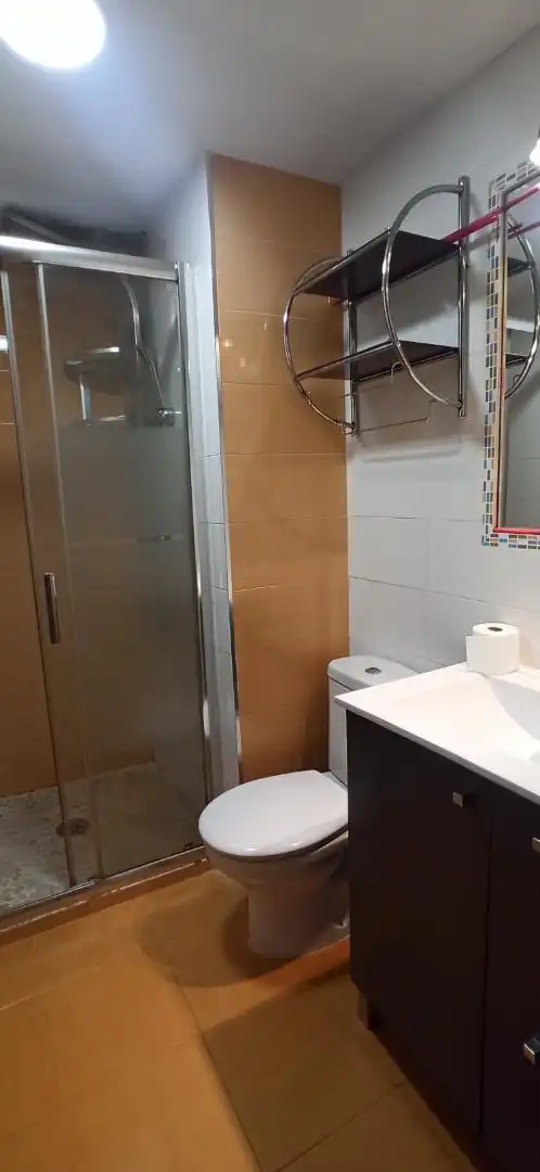 Bany de Pis en venda en Huesca amb Calefacció, Parquet i Moblat