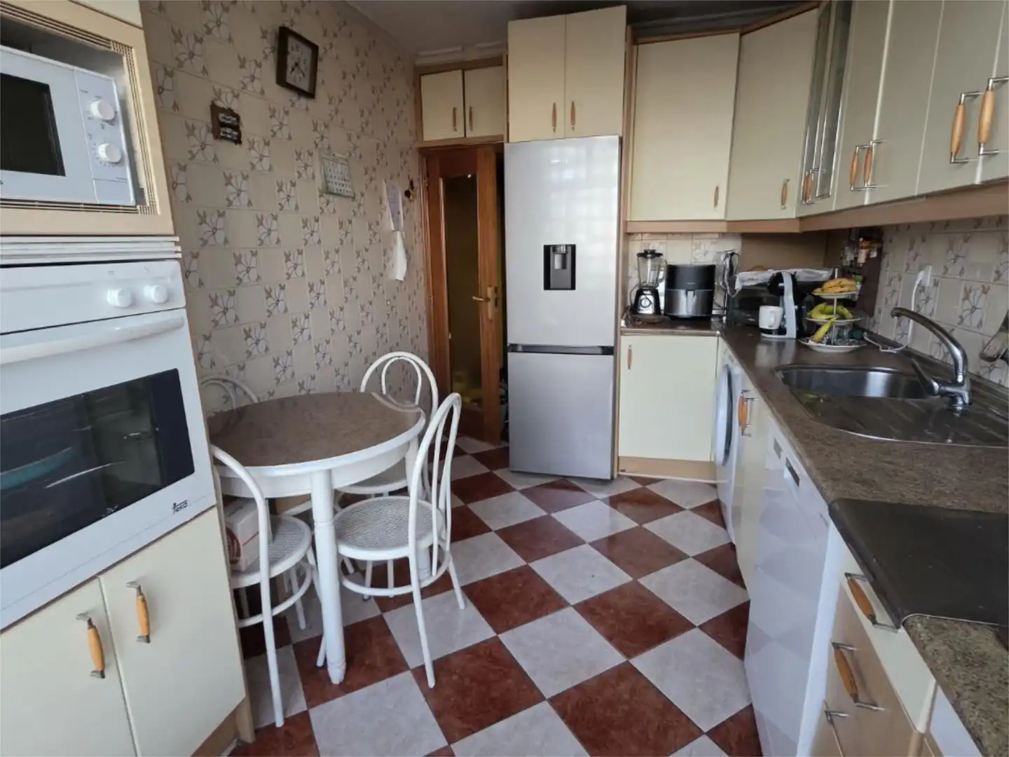 Piso en venta en Calle de Víctor de la Serna, 3, Hispanoamérica - Bernabéu Cocina de Piso en venta en Madrid con Aire acondicionado, Calefacción y Parquet