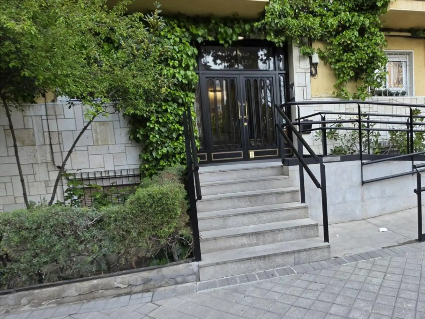 Piso en venta en Calle de Víctor de la Serna, 3, Hispanoamérica - Bernabéu Vista exterior de Piso en venta en Madrid con Aire acondicionado, Calefacción y Parquet