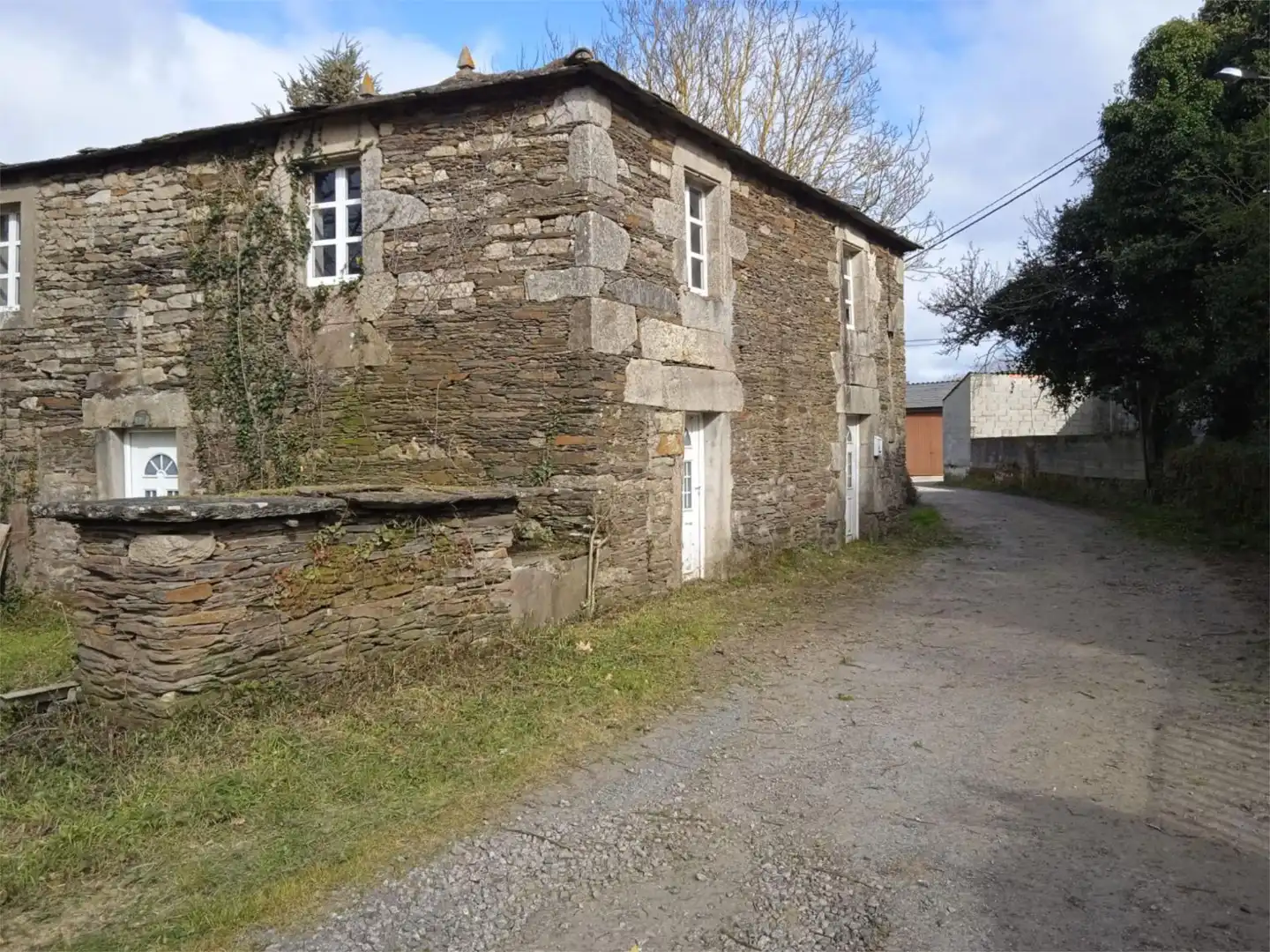 Pis en venda a Lugar Piugos de Pena, 2, Parroquias del Oeste Vista exterior de Pis en venda en Lugo amb Jardí privat, Terrassa i Balcó