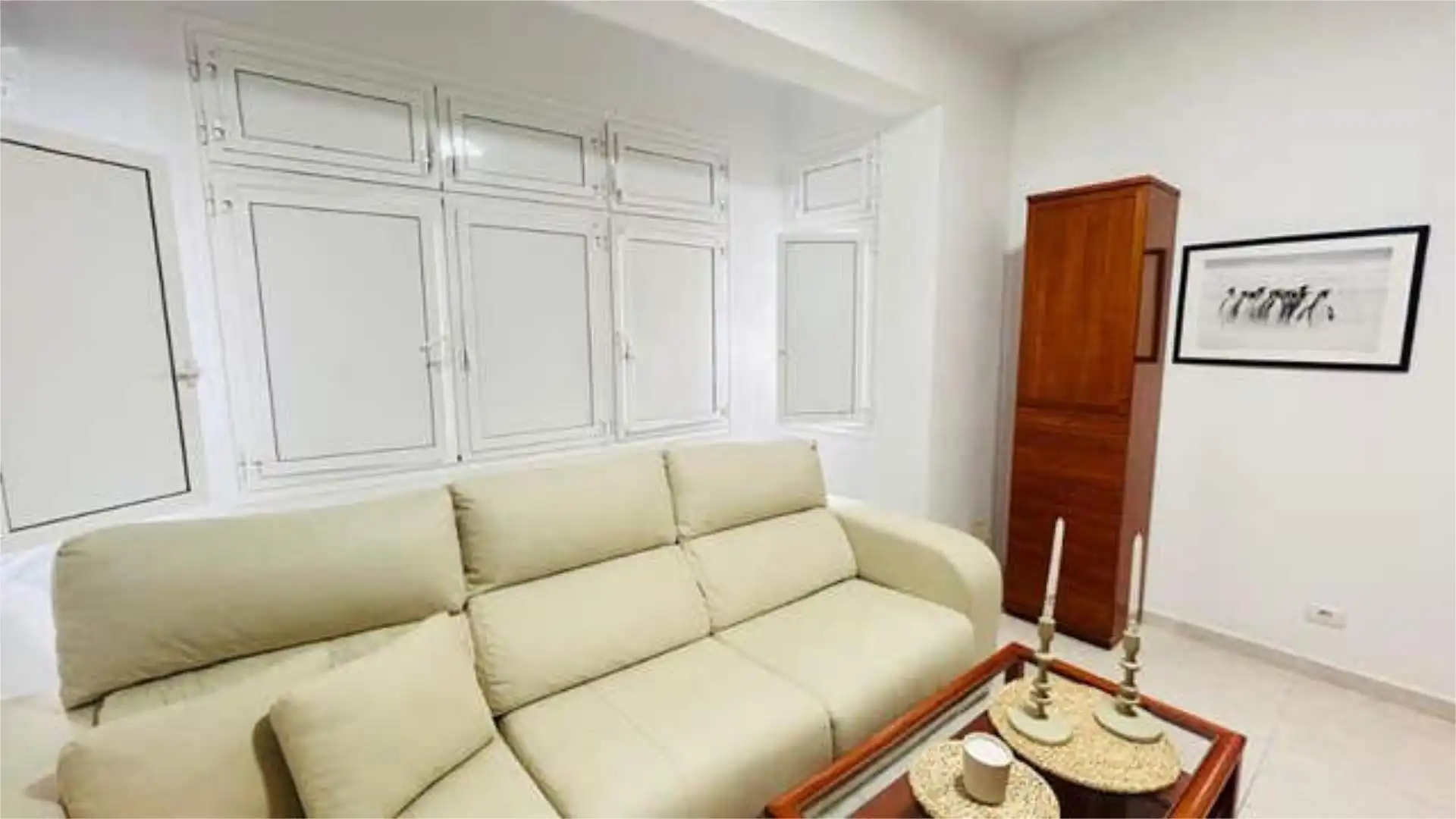 Pis de lloguer a Isleta Sala d'estar de Pis de lloguer en Las Palmas de Gran Canaria amb Moblat