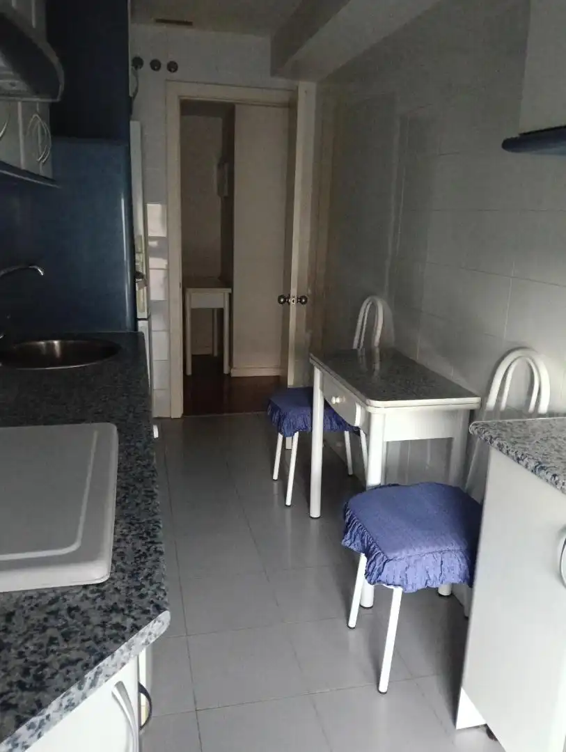 Habitación en Calle de la Forsitia, 6, PAU de Carabanchel Habitación de Apartamento para compartir en Madrid con Amueblado