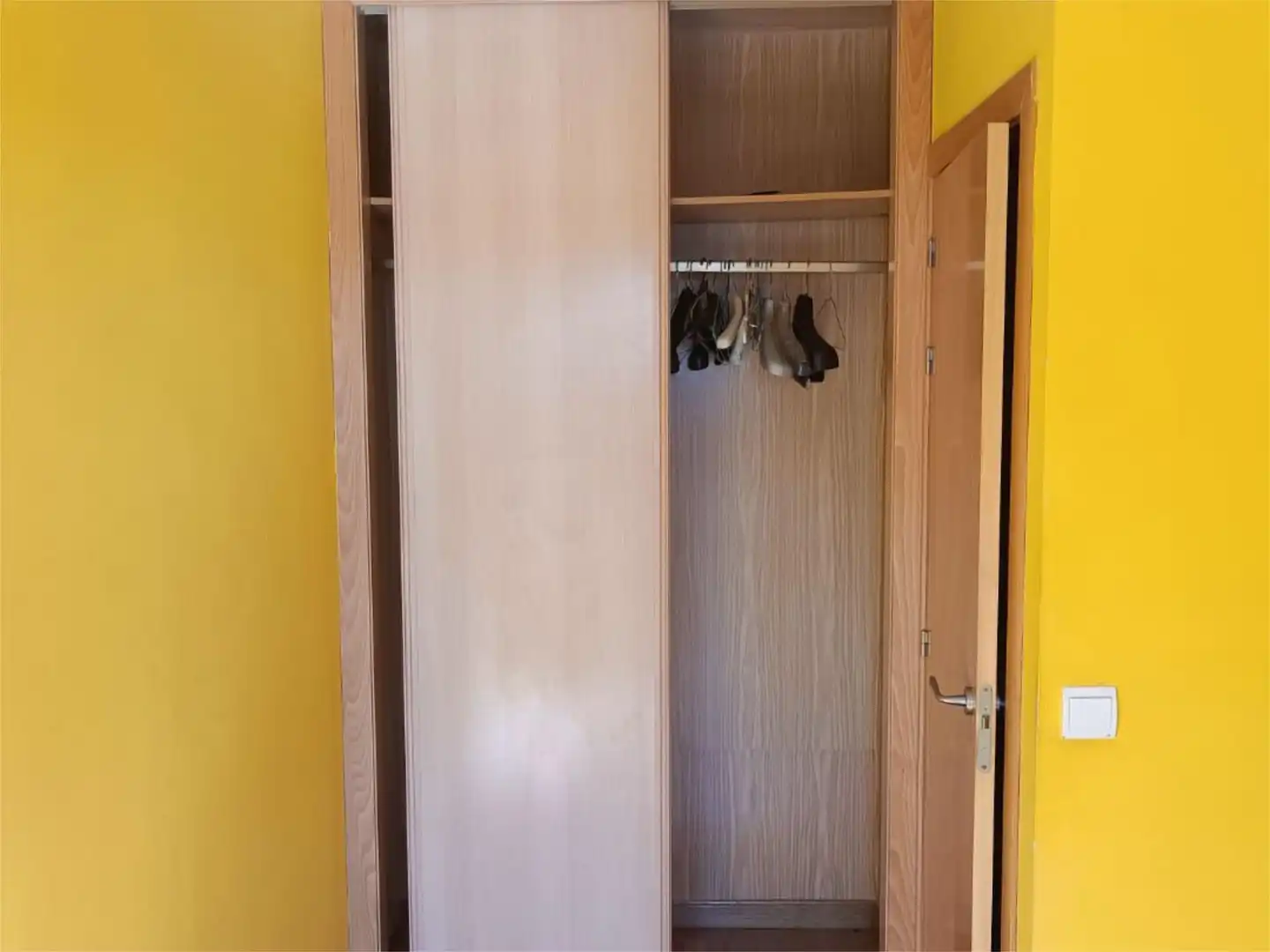 Casa adosada en venta en Urbanizacion las Viñas, 6, Valdefresno Casa adosada en venta en Valdefresno con Amueblado