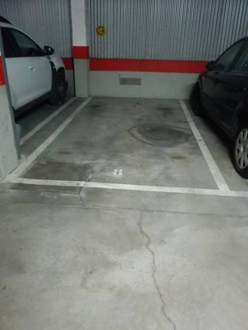 Garaje en Alquiler en Calle de la Forsitia, 6 en PAU de Carabanchel