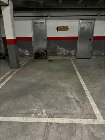 Garaje en Alquiler en Posada - Barro