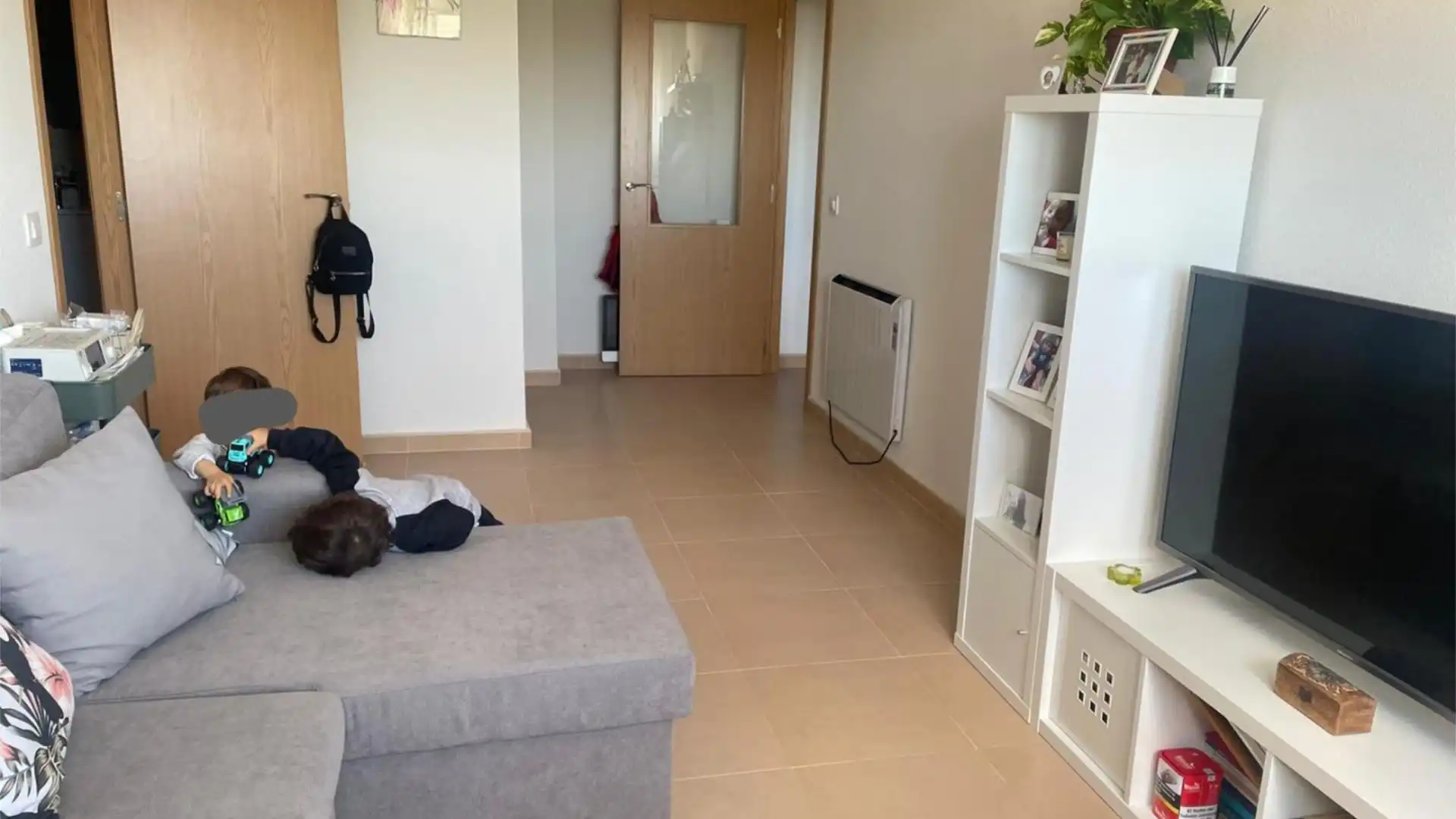 Sala de estar de Piso en venta en El Casar de Escalona con Aire acondicionado, Piscina y Parking comunitario