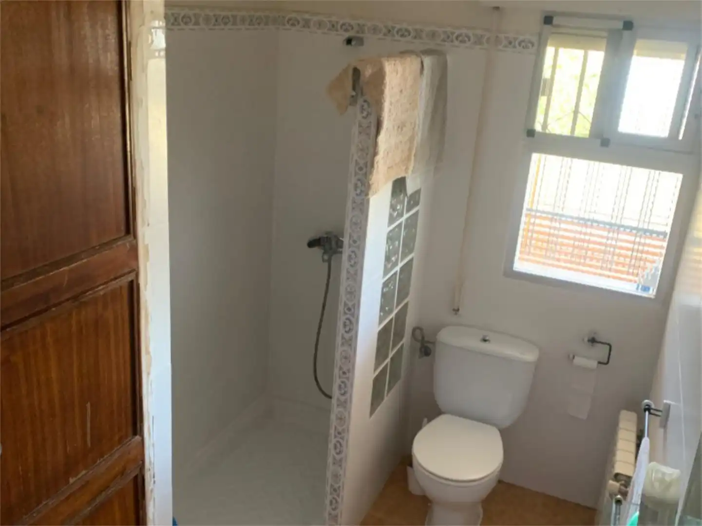 Baño de Casa o chalet en venta en El Vellón con Calefacción, Jardín privado y Terraza