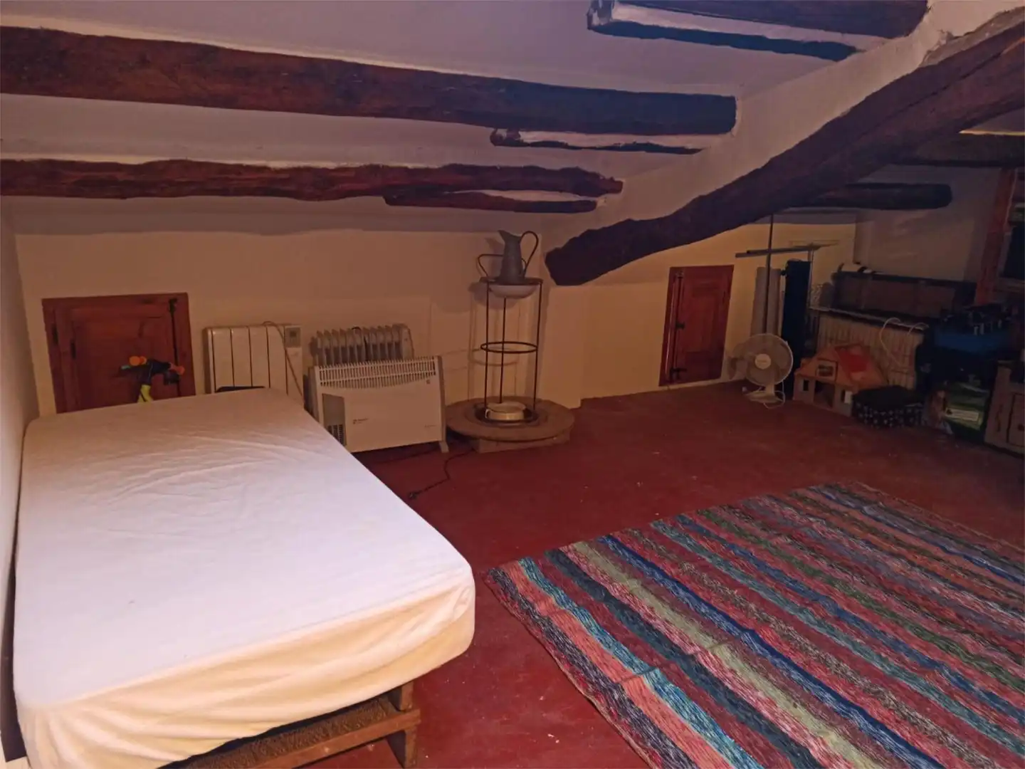 Piso en venta en Carrer del Castell, 13, Isona i Conca Dellà Piso en venta en Isona i Conca Dellà con Jardín privado, Trastero y Amueblado