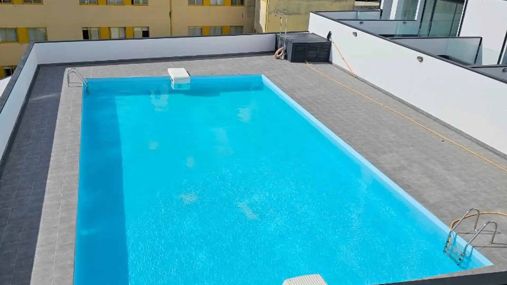 Piscina de Piso de alquiler en Sada (A Coruña) con Calefacción, Trastero y Piscina